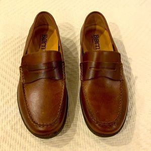 Born size 11 Simon II loafers